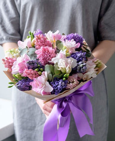 Бесплатная доставка цветов в Павловске